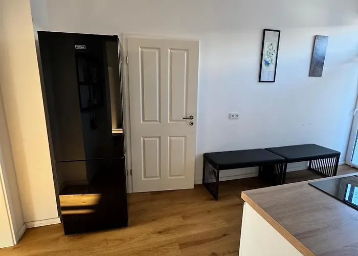 Moderne 100qm Mit Grosszuegigen Balkon Fuer 6 * Niederdorla